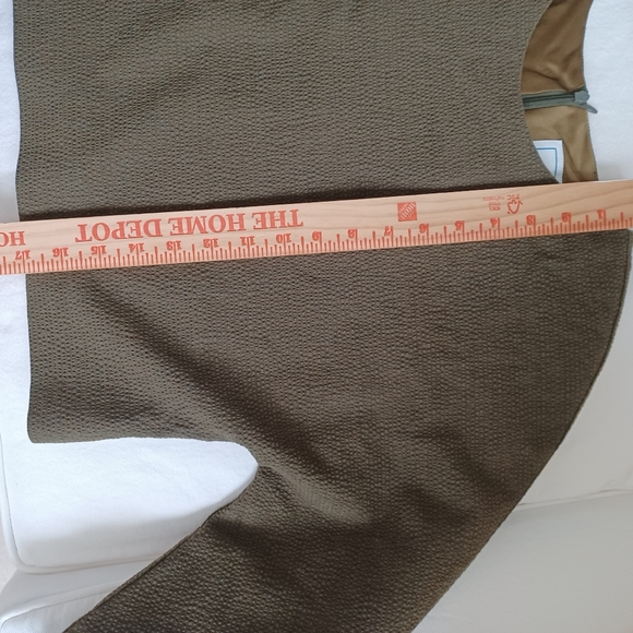 Danielle Rollins Deep Olive Green  Textured Wool Crop Top, 3/4 Sleeve  XS - Picture 11 of 11